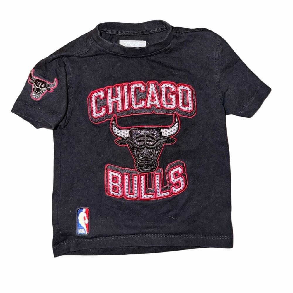 Pro standard toddler Chicago bulls black Tshirt 2T NBA basketball eastern conf